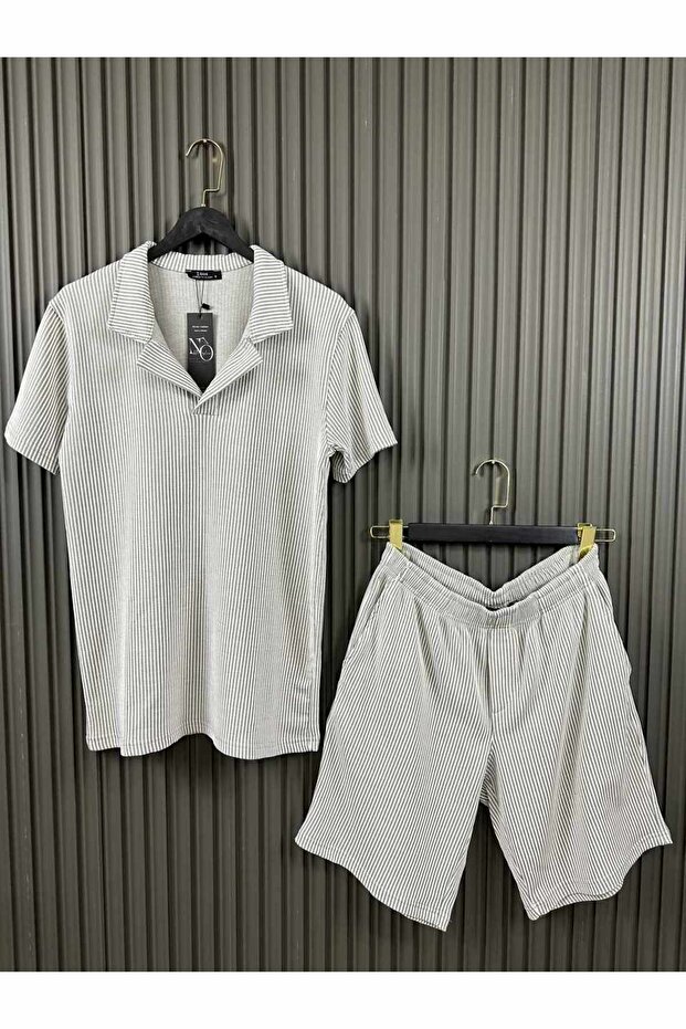 Men's Gray Striped Fabric Comfortable Loose Fit Loose Placket T-Shirt Striped Shorts Set