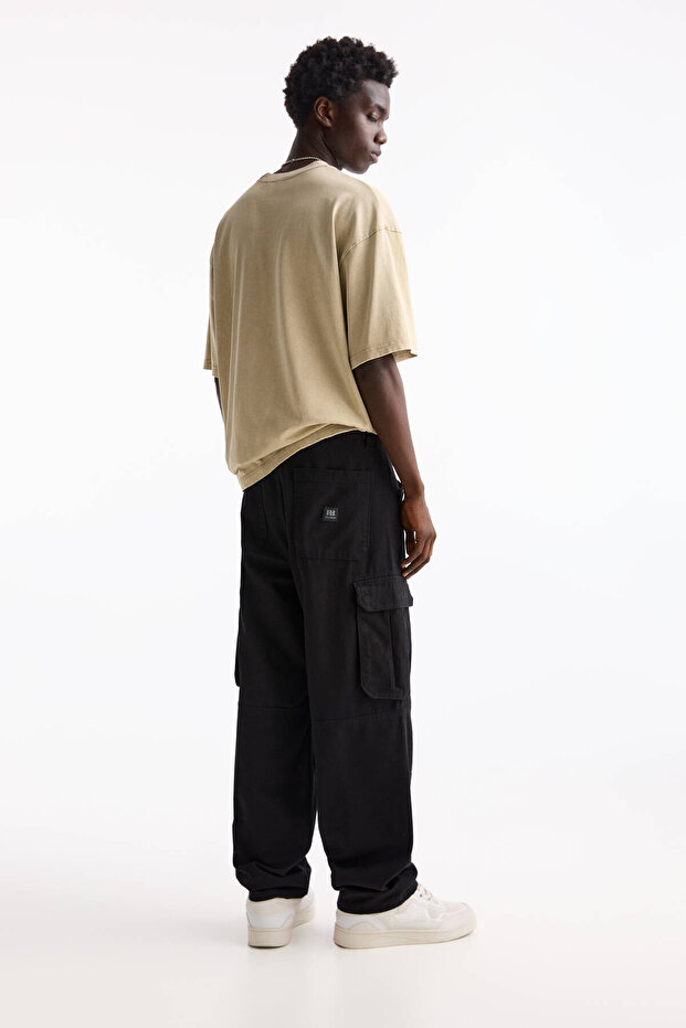 Cargo Pants with Stitching - 4