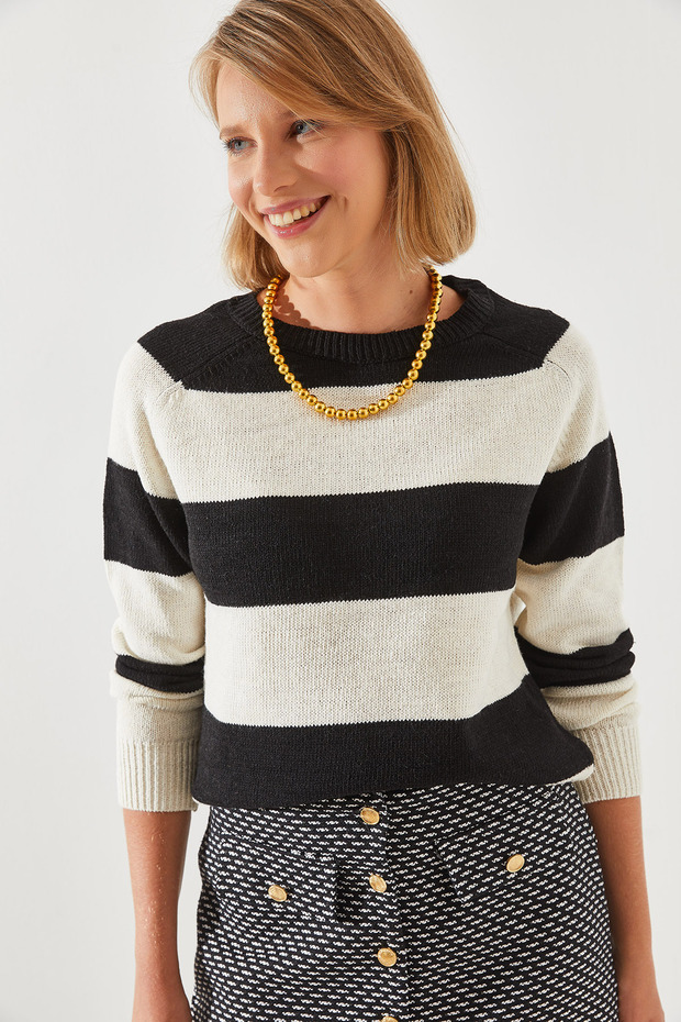 Women's Ecru Black Striped Sweater with Raglan Sleeves 20246190