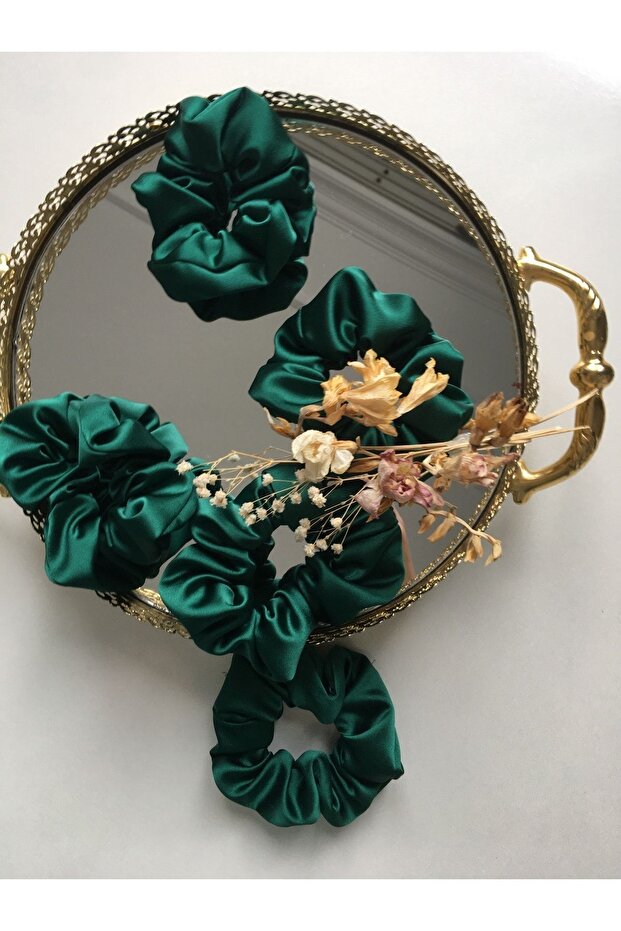10-Piece Henna Night Gift Emerald Green Bridesmaid Satin Buckle Set