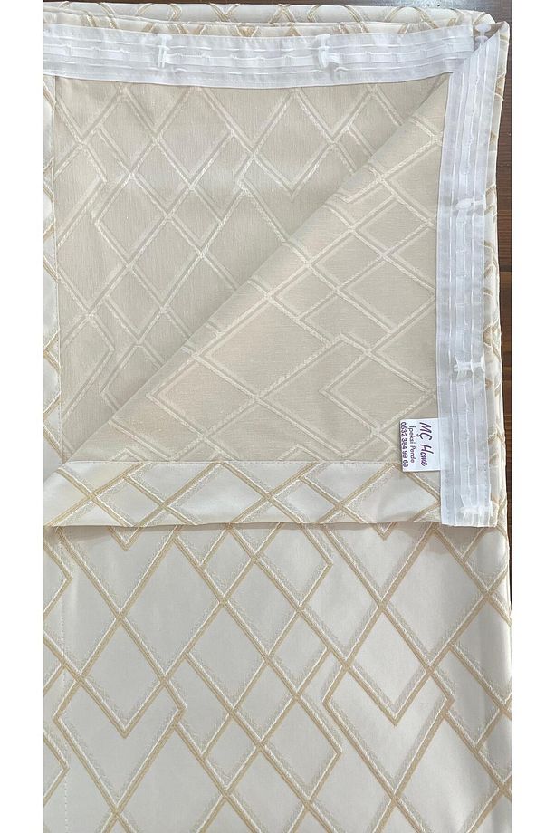 Hazır Dikilmiş Beyaz Desenli Polyester Kumaş Fon Perde - 3