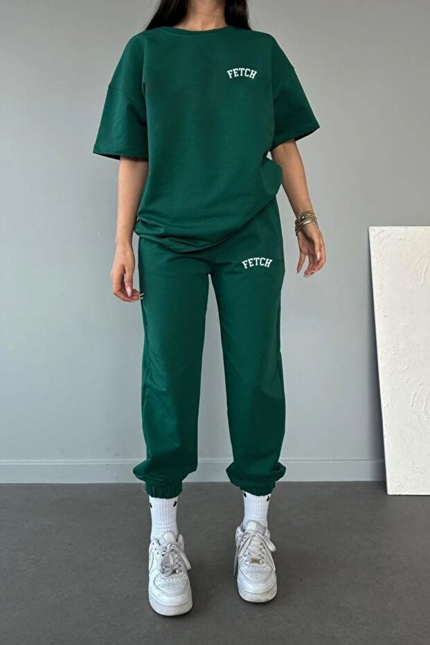 Fetch T-shirt Sweatpants Jogger - تي شيرت مطبوع باللون الأخضر من الأسفل مع رقبة دائرية