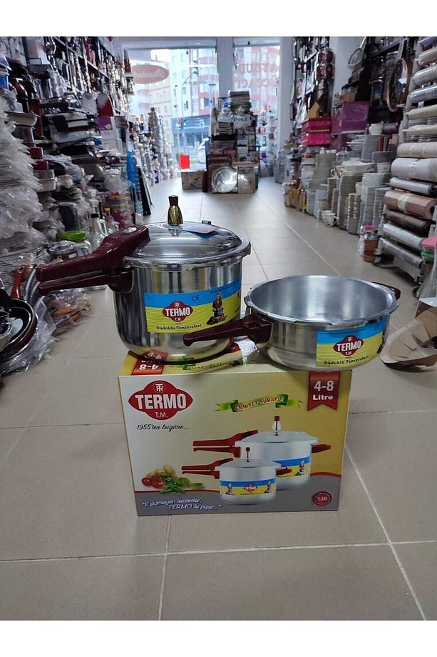 Alüminyum Düdüklü Tencere 8 Lt Ve 4 Lt Tencere Tek Kapak Iki Tencereyede Uyumludur - 8