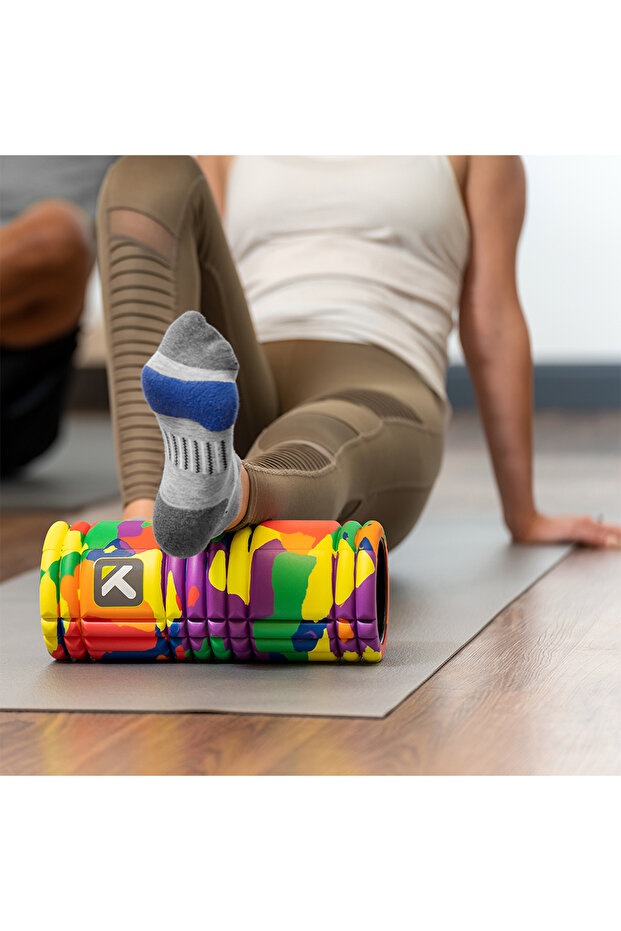 22125 The Grid 1.0 Rainbow Foam Roller - 4