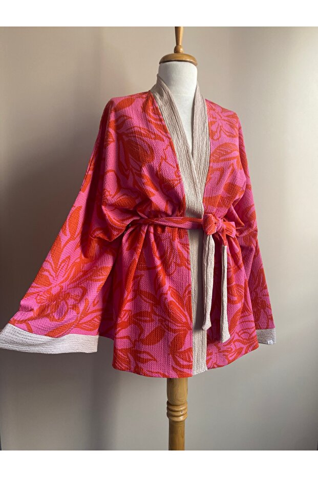 Pink Floral Patterned Women's Kimono Set - Buckle and Belted, Crinkle Fabric