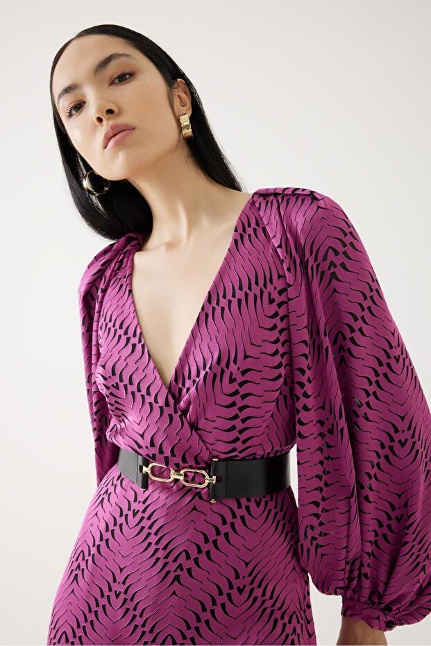 Derin V Yaka Elbise - 3