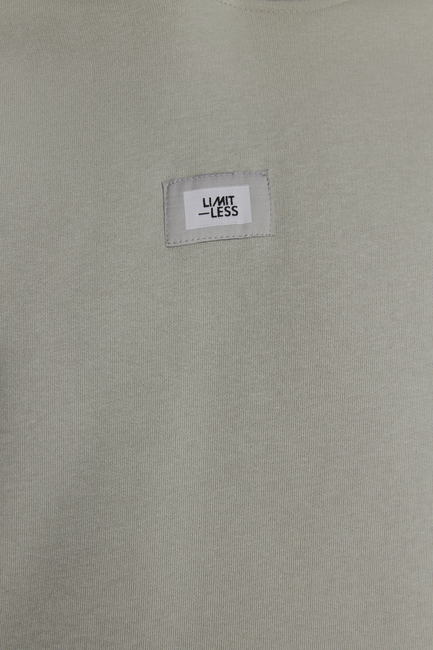 Gri Regular/Normal Kesim Kapüşonlu Etiketli İçi Polar/Sıcak Tutan Sweatshirt TMNAW24SW00076 - 4