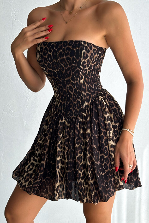 فستان بالون بطبعة جلد الفهد بدون حمالات - 1