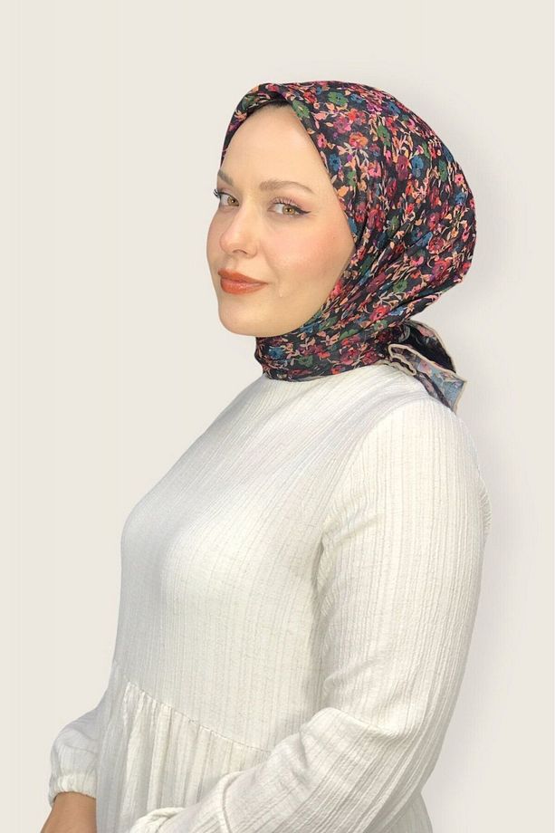KADIN SOFT RENKLİ ÇİÇEK DESENLİ PAMUK EŞARP - 2