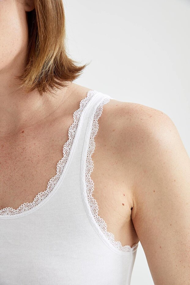 Dantelli Askılı Atlet - 3