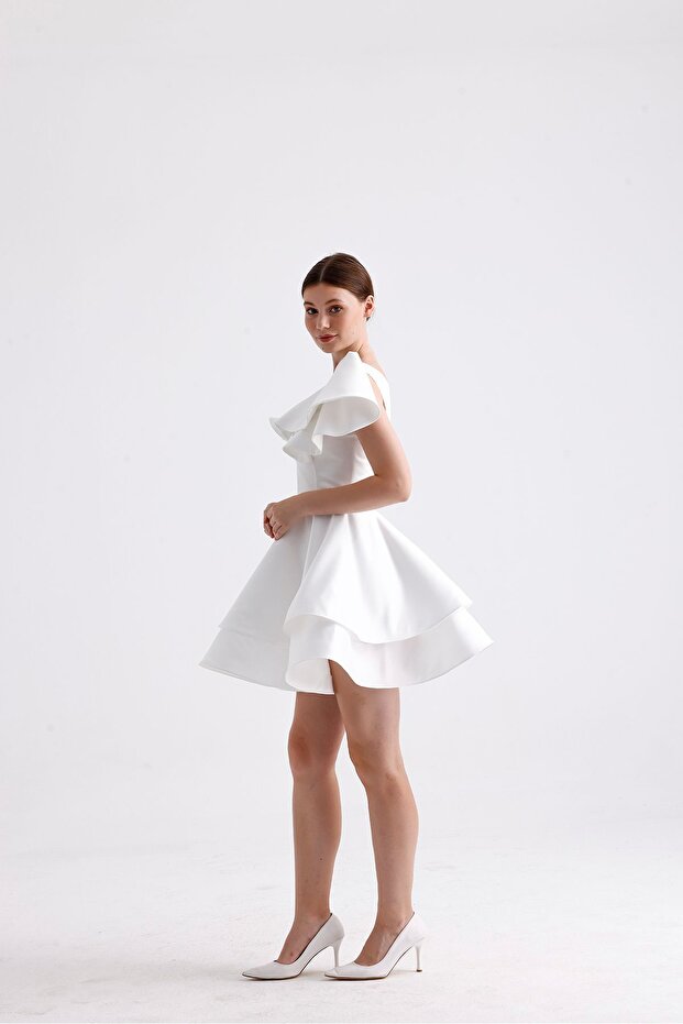 Volanlı Beyaz Mini Elbise - 4