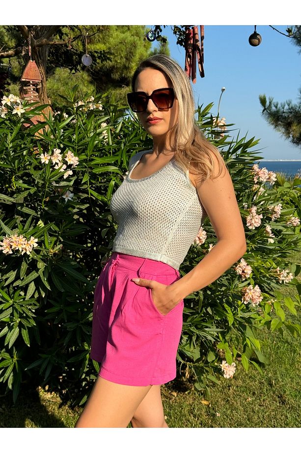 Önü Pileli Keten Şort - 4