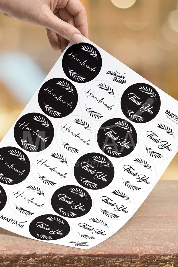 72 Black and White Handmade - Thank You Stickers (1 Sticker is 4 Cm in Diameter)
