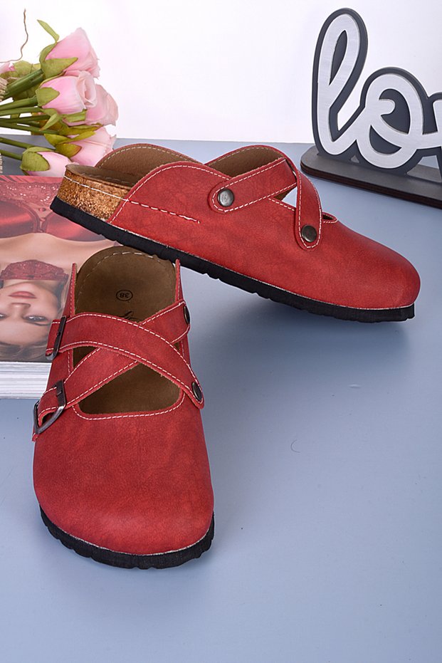 8104 Red Colored Cross Sabo Slippers
