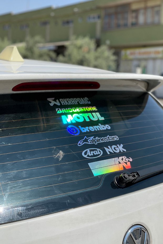 Color Changing Shining Decorative Sponsored Sticker with Hologram for Car Window Back (1 Piece)