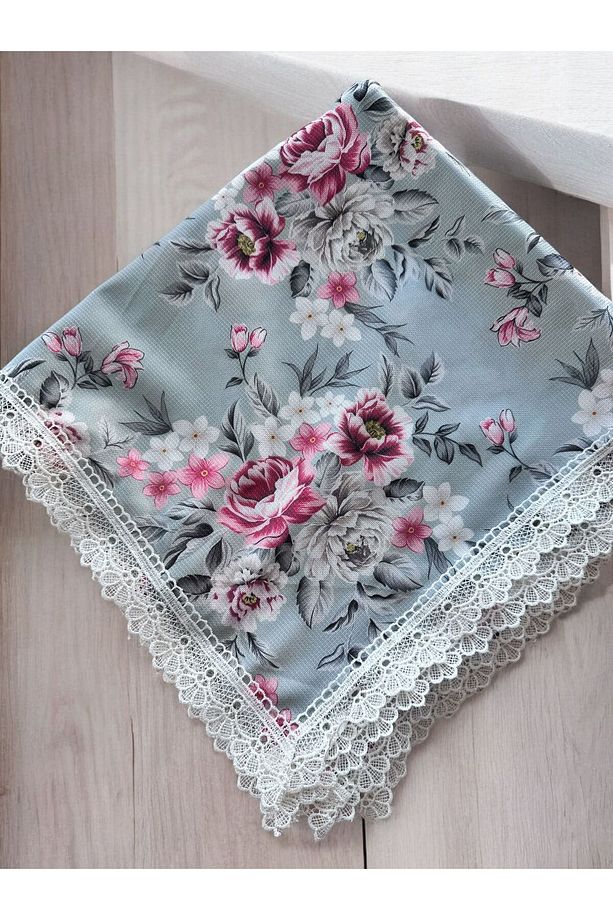 Leke Tutmaz 155X155cm Kenarı Gipürlü Dertsiz Kumaş Sofra Bezi Masa Örtüsü Piknik Örtüsü - 3