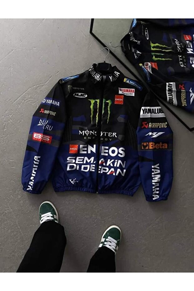 BASKILI YAĞMURLUK - 1