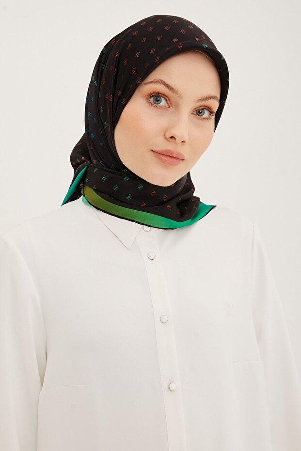 وشاح حرير 8936د (سورة)