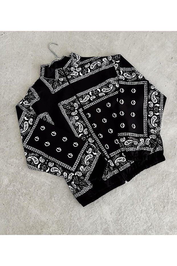 BASKILI YAĞMURLUK - 1