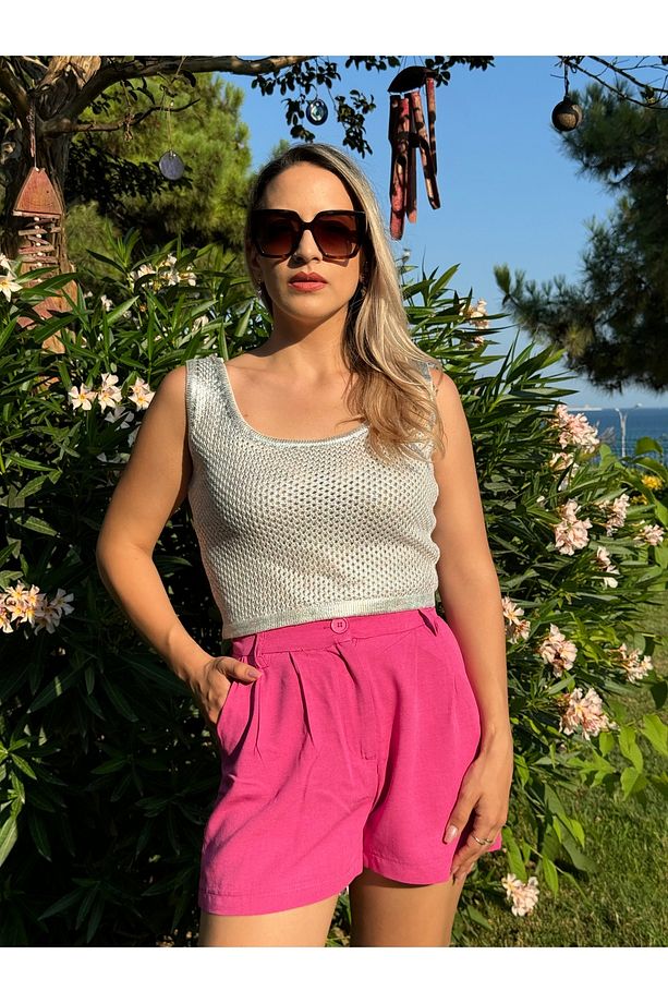 Önü Pileli Keten Şort - 1