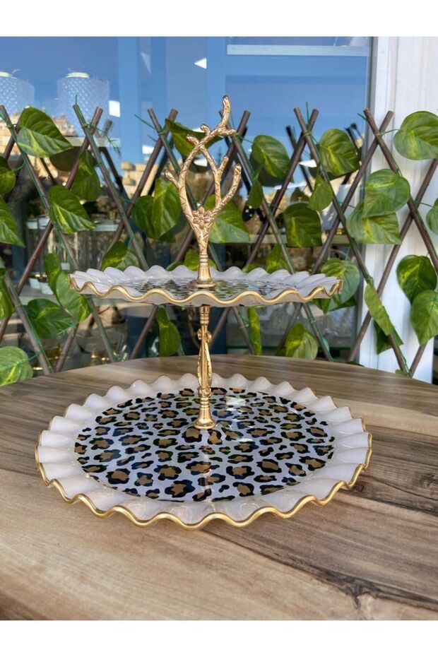 Leopar model altın 2 katlı şekerlik. - 3