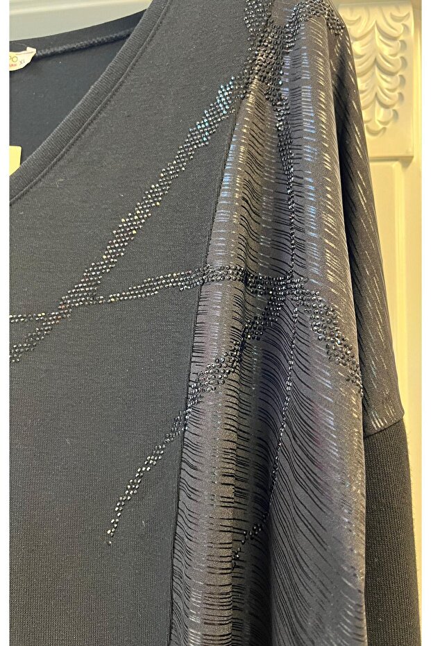 Tasarım Taşlı Bluz - 4