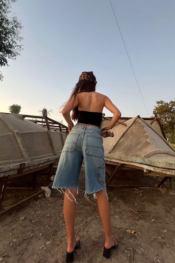 Yüksek Bel Distressed Denim Şort - 6