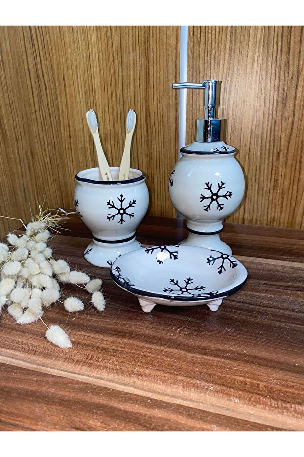 Red Ceramic Naomi Collection 3 Piece Snow Patterned Bathroom Set