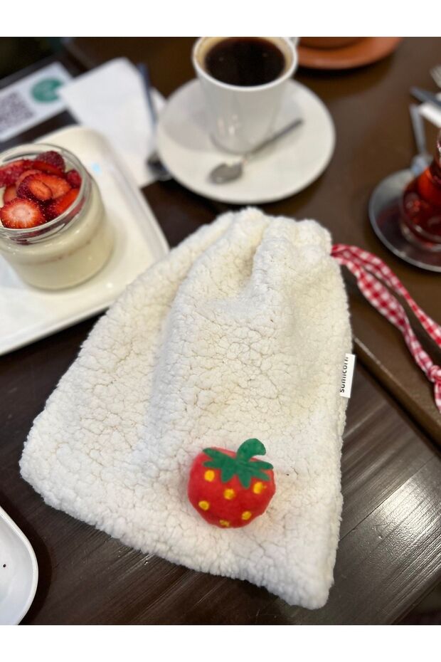 Plush Strawberry Gingham Lined Drawstring Organizer Pouch Makeup Bag Cloth Bag Ecru