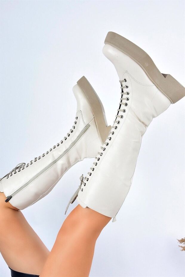 Beige Lace-Up Casual Women's Boots L610130909