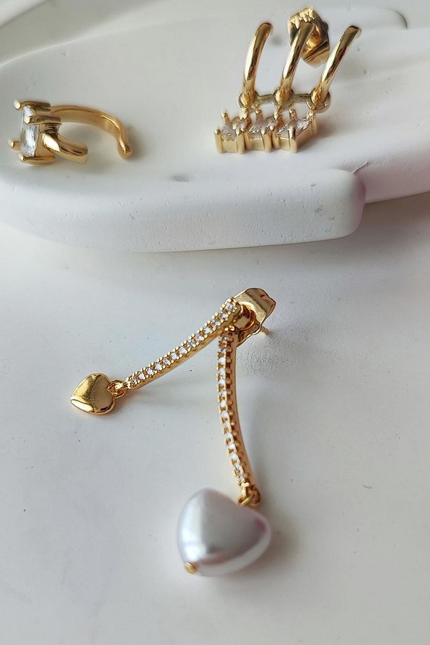 Tasarım Gold Çelik Set ( tek delik çoklu görünümlü küpe-kıkırdak küpe-incili sallantılı Küpe) - 2