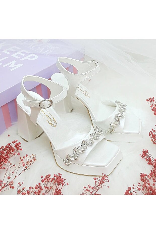 10 Cm Thick Heeled Comfortable Wedding Dress Shoes with Stone Detail Aslı Acar