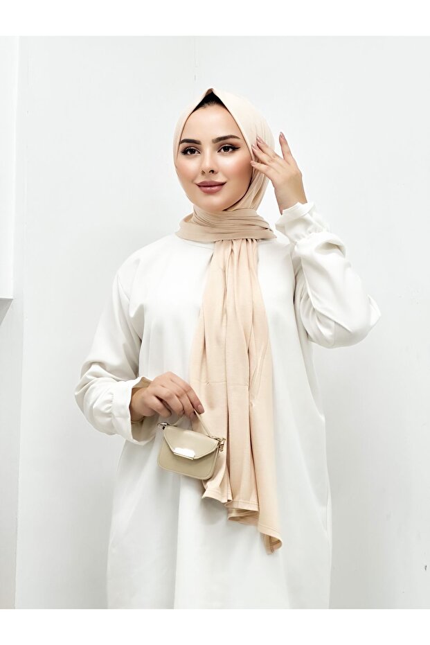 شال من القطن الممشط باللون البيج - 2
