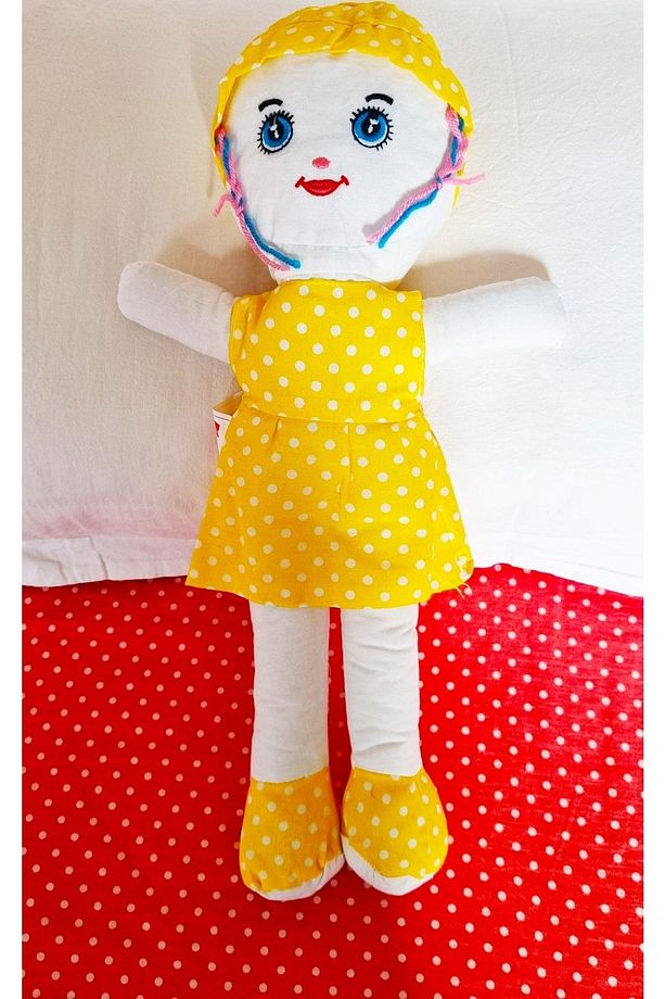 Sarı Başlıklı Yıkanabilir Bez Bebek 50 Cm - 1 Adet - 1