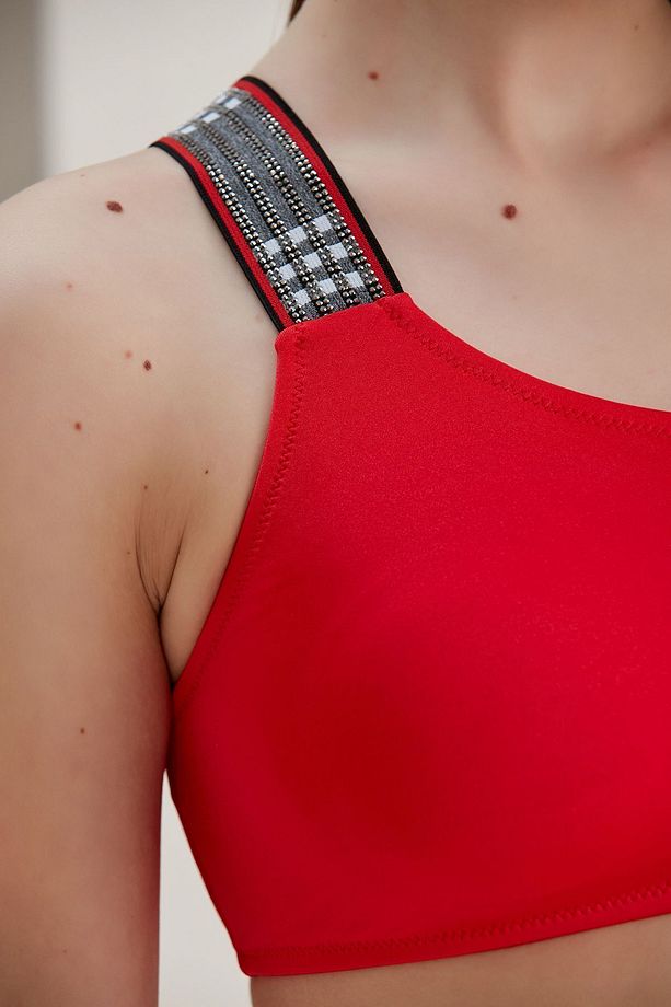 Kadın Kırmızı Simli Tek Omuz Taşlı Lastik Detaylı Yüksek Bel Astarlı Şık Bikini Takımı - 8