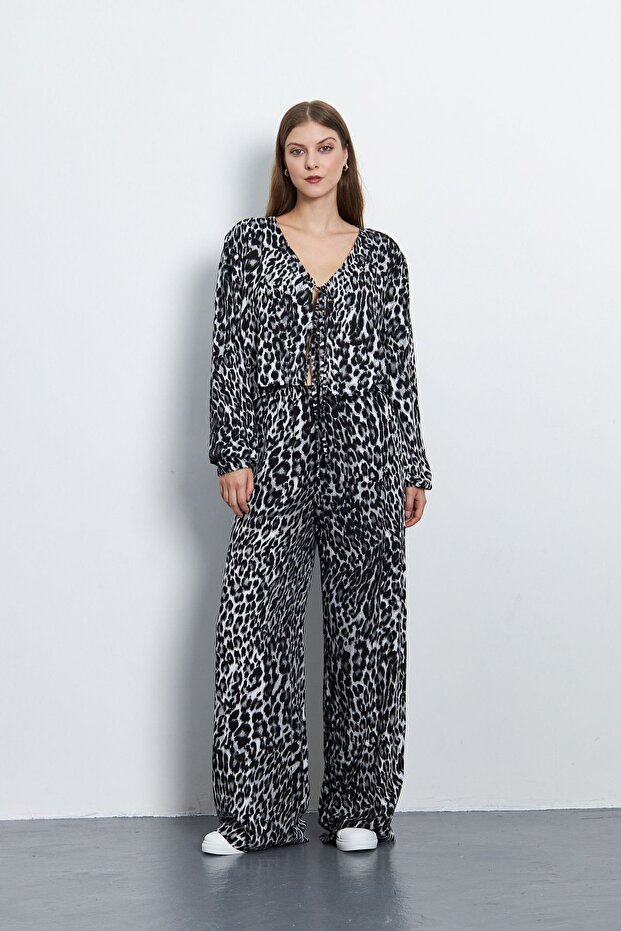 Leopard Patterned Pants and Blouse Set - 1