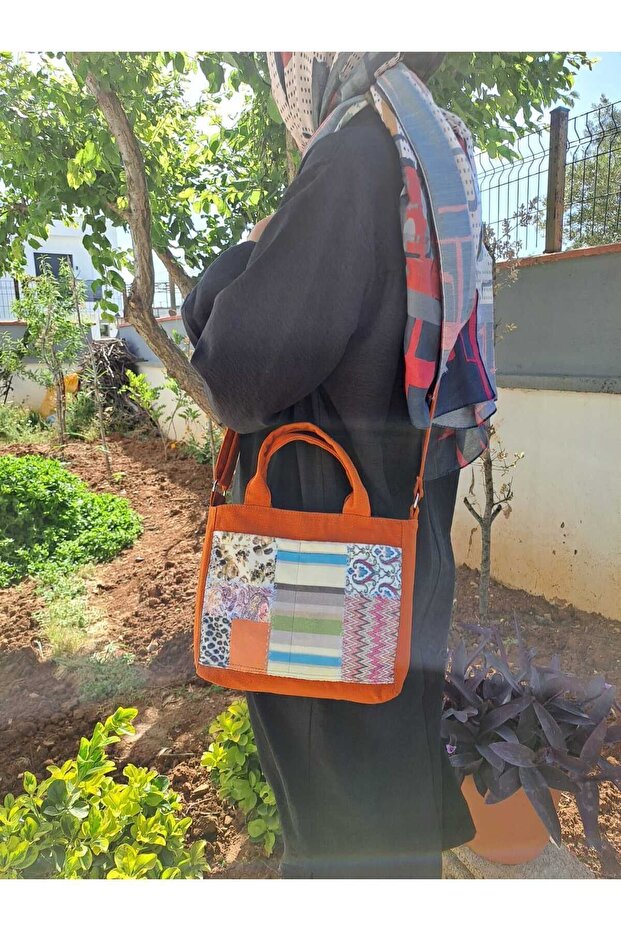 حقيبة ماسنجر من القماش - نمط Pachwork وتفاصيل الجيب - 7