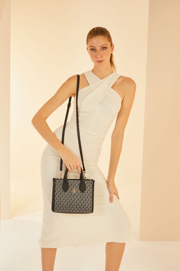 Women's Black Shoulder Bag 05PO24Y1850