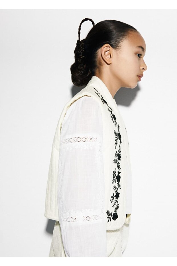 Çiçek işlemeli yelek - 5