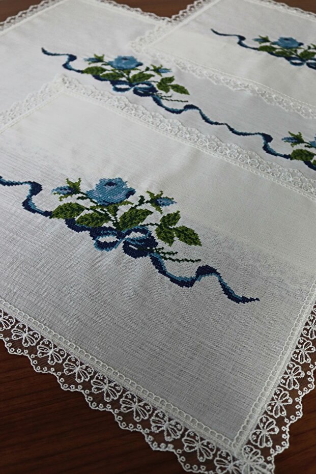 Set de cameră brodat cu punct de cruce - 2