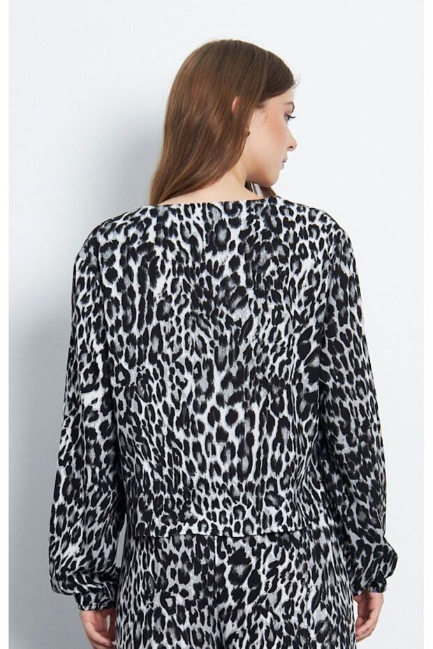 Gray Leopard Print Blouse - 4