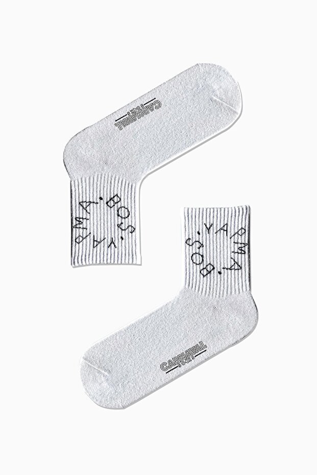 جوارب رياضية ملونة منقوشة فارغة - 1