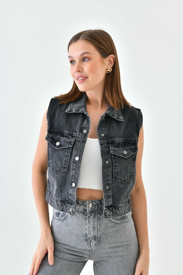 Women's Shirt Collar Pocket Detailed 100% Cotton Denim Vest Jacket