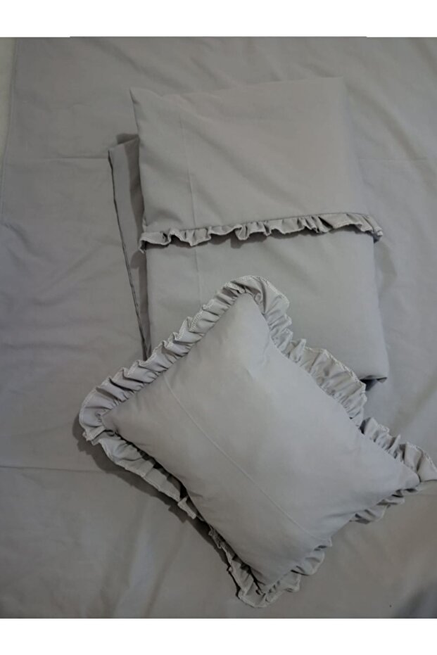 Grey ruffle comforter cushion set for 60*120 crib