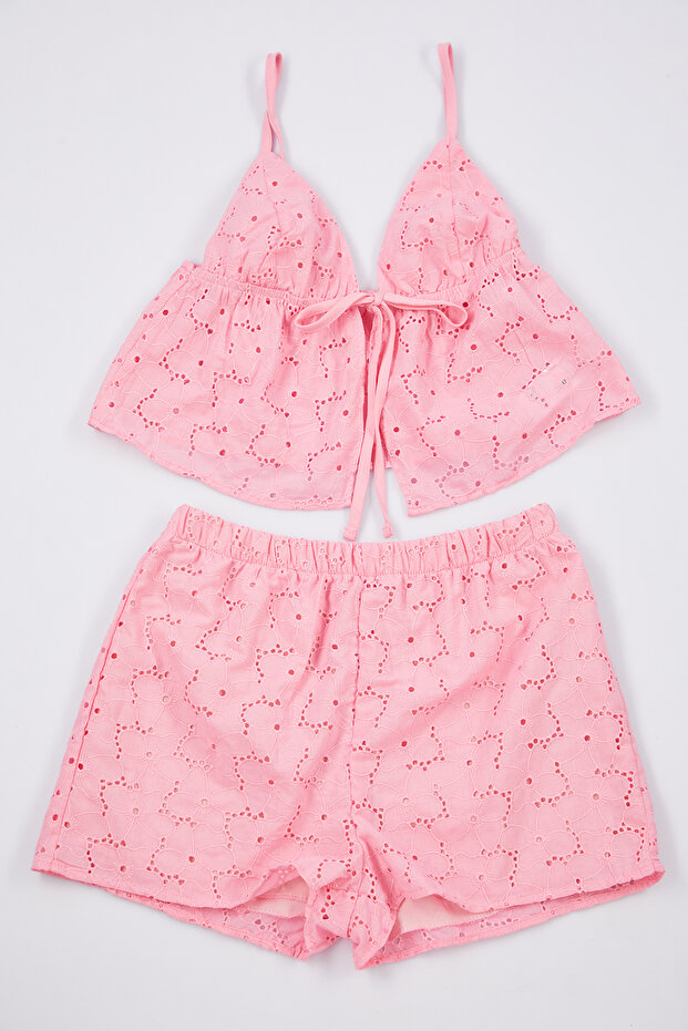 Pembe Çiçekli Astarlı Kendinden Desenli Şortlu Dokuma Pijama Takımı THMSS24PT00075 - 5