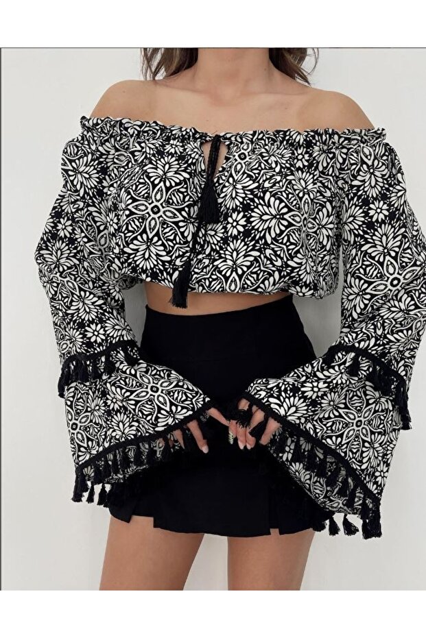 Kolları Püsküllü Bluz - 2