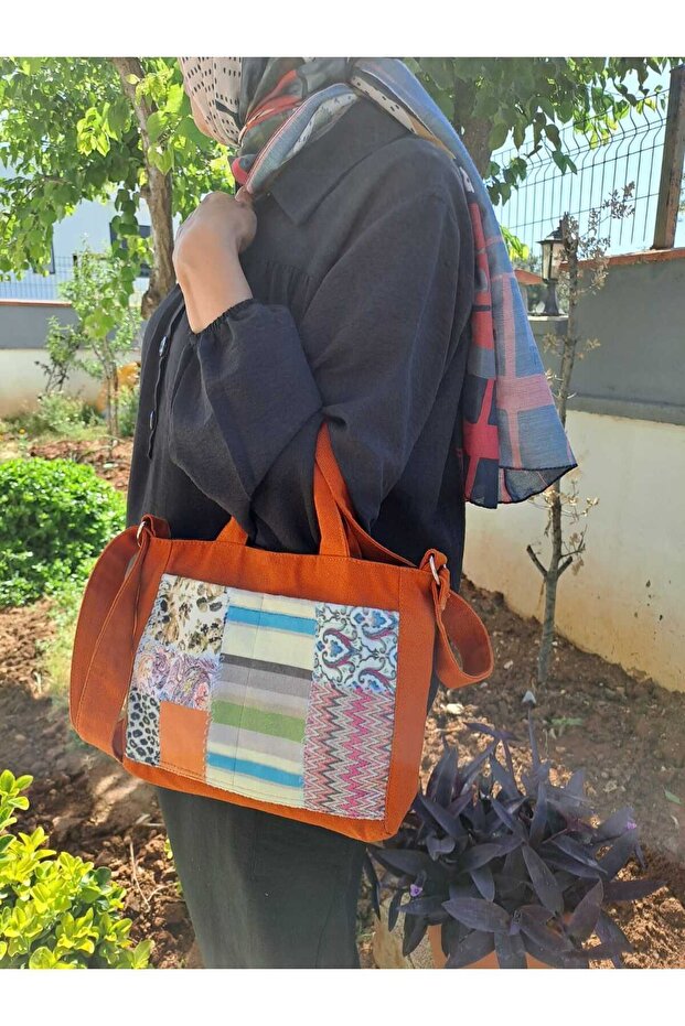 حقيبة ماسنجر من القماش - نمط Pachwork وتفاصيل الجيب - 4