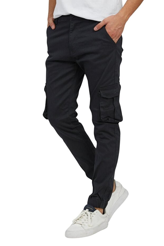 Anthracite Cargo Pocket, Zippered Elastic Cuffs, Flexible Fabric, Slim Fit Gabardine Men's Cargo Trousers