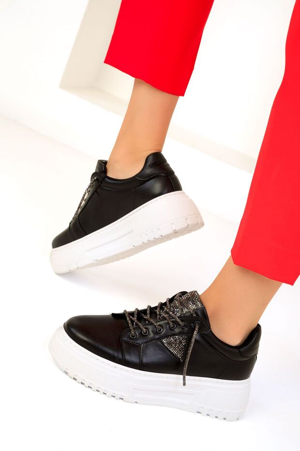 Schwarzer Damen-Sneaker 19460 - 2