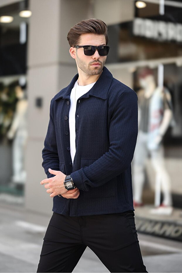 سترة صوفية بقصة عادية مع تفاصيل أزرار - 2